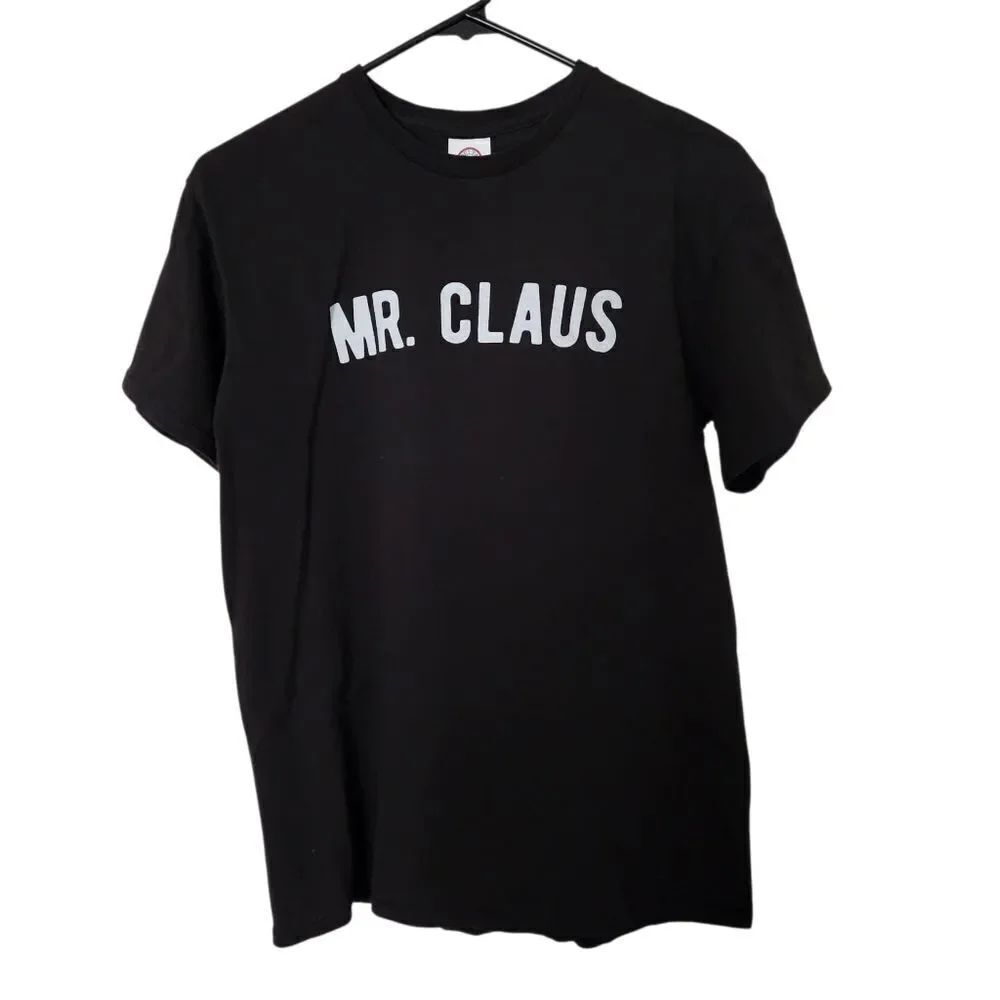 Delta Proweight Black Graphic Mr. Claus T-Shirt Size Medium
